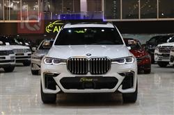 بی ئێم دەبڵیو X7